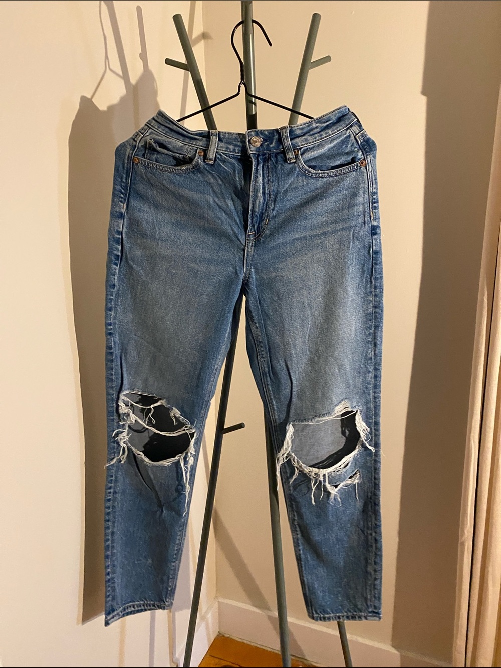 Straight Leg Distressed High-Rise Women’s Jeans
